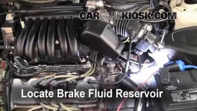 2002 Ford Taurus SE 2-Valve 3.0L V6 Liquide de frein Ajouter du liquide